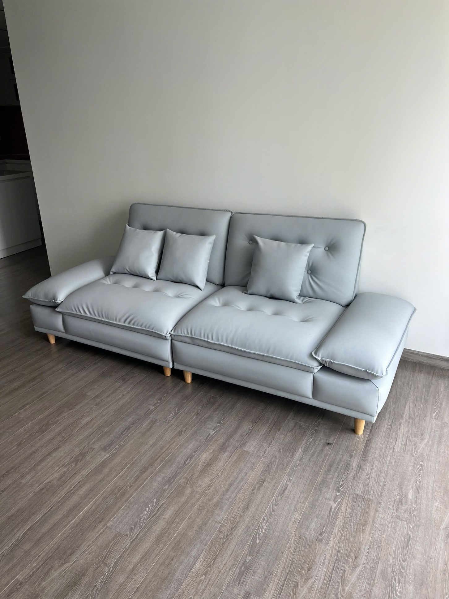 sofa ngồi êm, hàng đúng mẫu