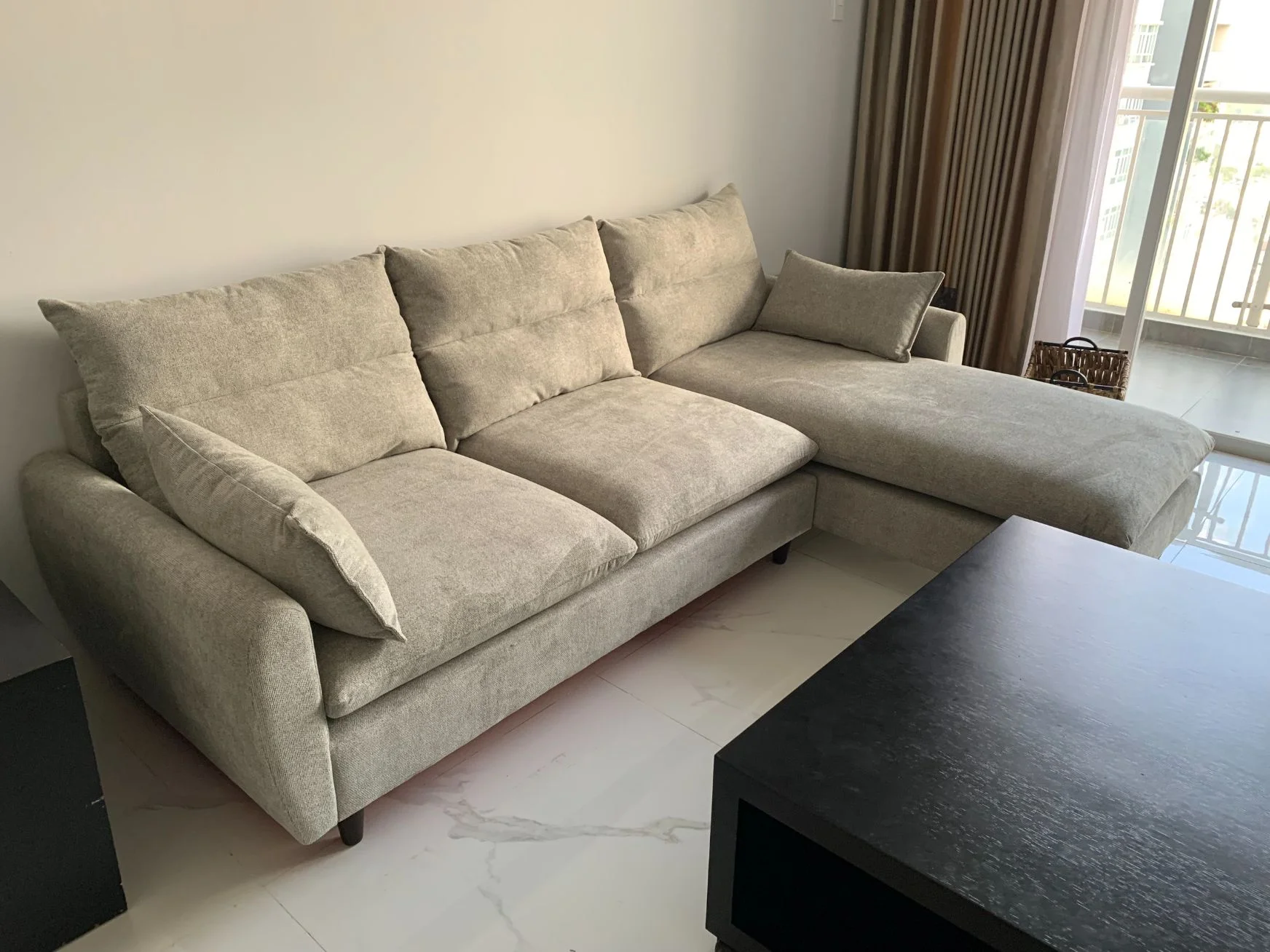 Sofa đẹp, nhân viên giao hàng nhiệt tình, nhanh nhẹn. Sẽ giới thiệu người thân mua