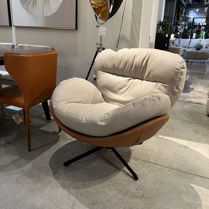 Ghế thư giãn xoay Pula Swivel